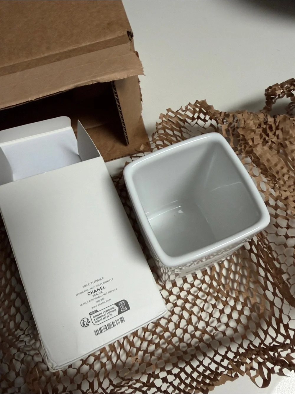 CHANEL White Ceramic Vanity Holder with Branded Plaque